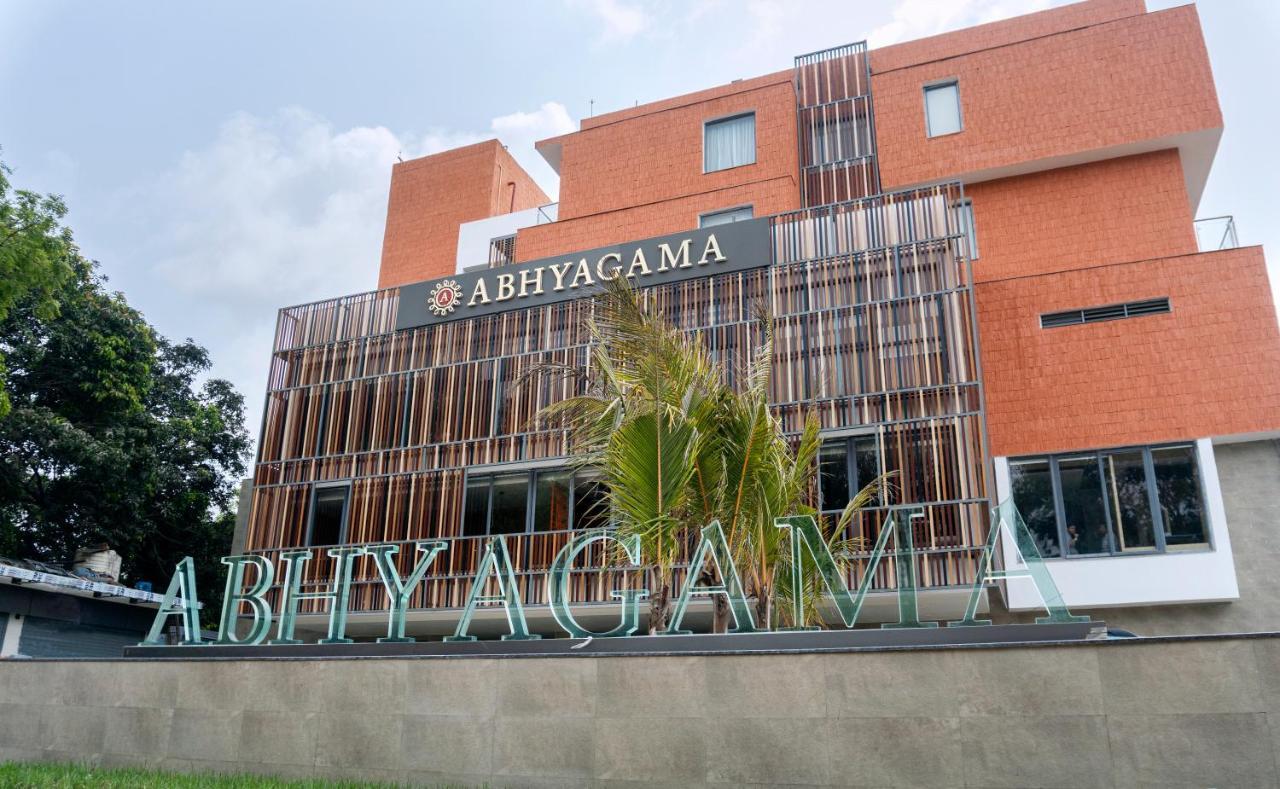 Abhyagama Hotel 디가 외부 사진