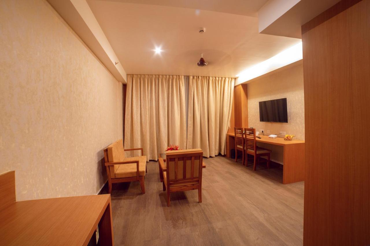 Abhyagama Hotel 디가 외부 사진