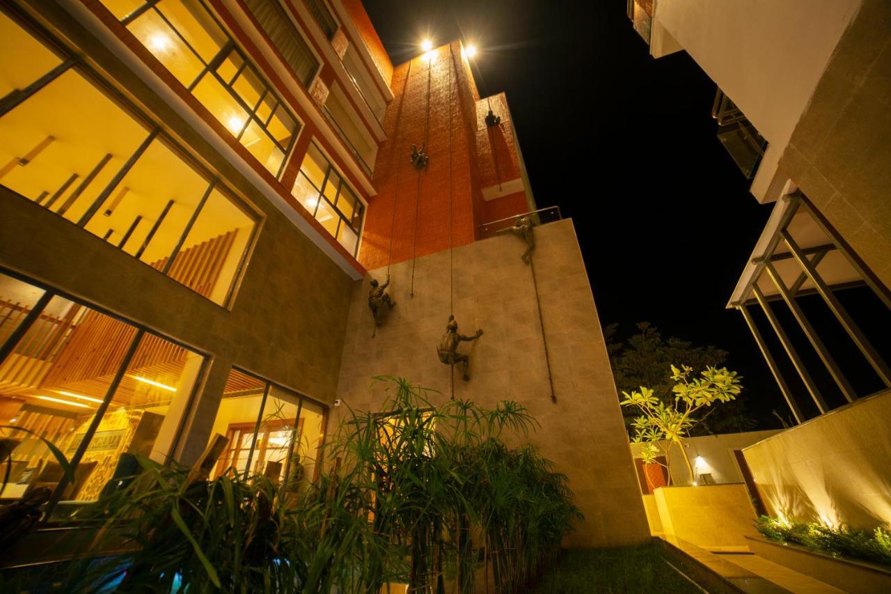 Abhyagama Hotel 디가 외부 사진