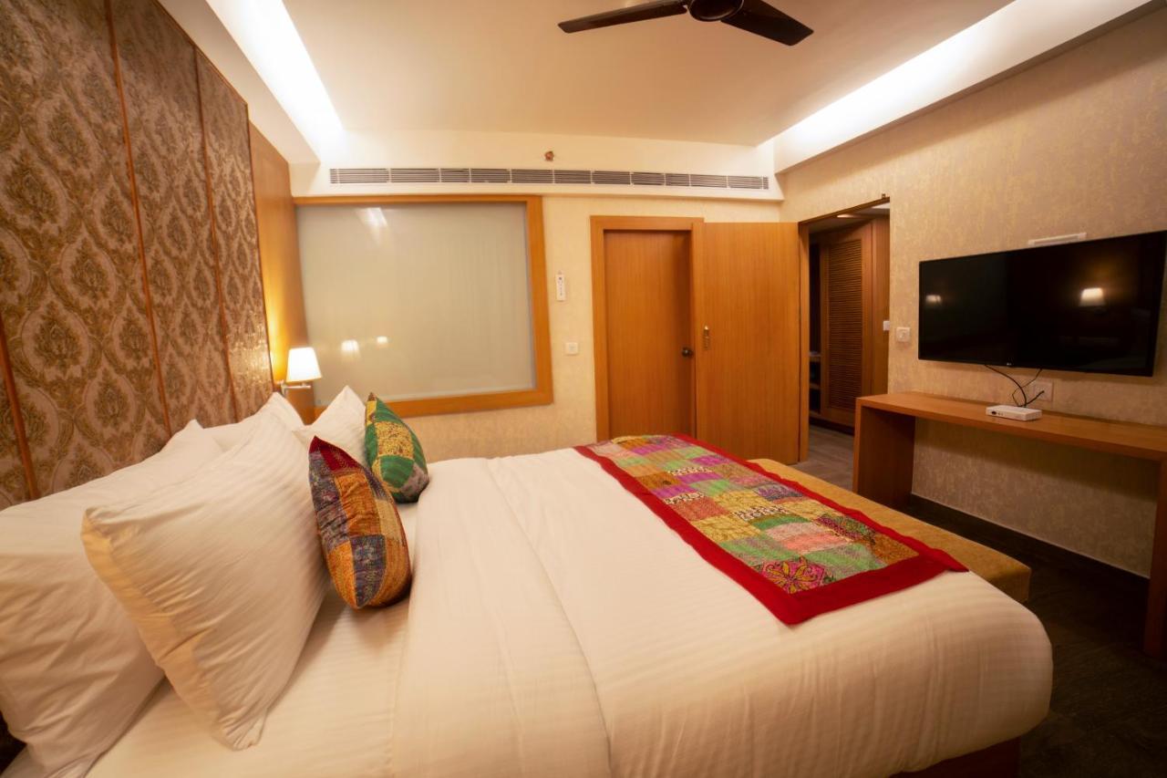 Abhyagama Hotel 디가 외부 사진