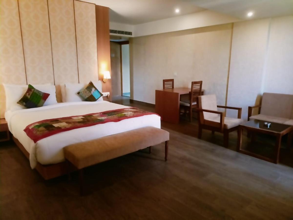 Abhyagama Hotel 디가 외부 사진